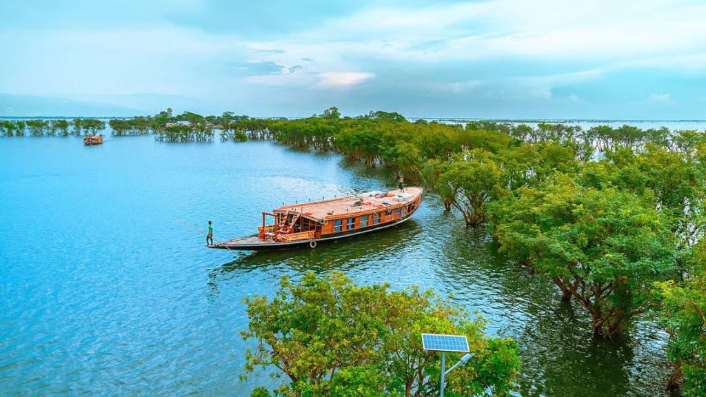 টাঙ্গুয়ার হাওর ভ্রমনের সম্পূর্ণ ট্যুর গাইড – Tanguar Haor Complete Tour Guide