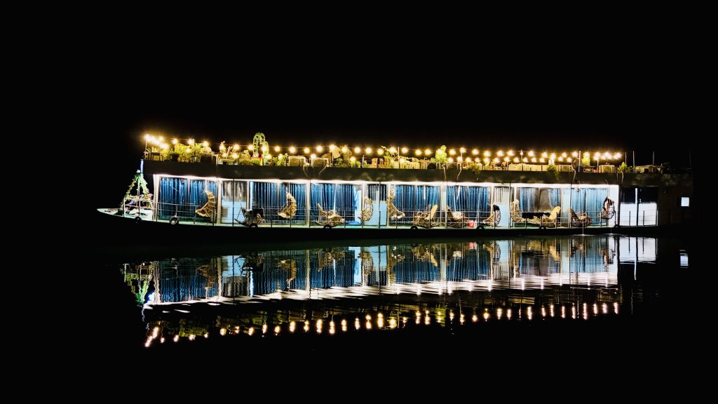 Best House Boat in Tanguar Haor